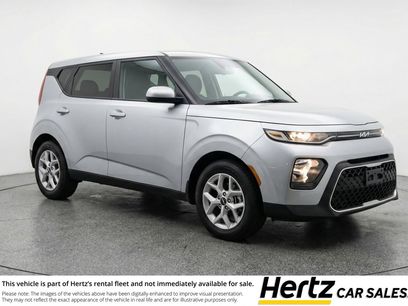 Used 2025 Kia Soul LX w/ LX Technology Package