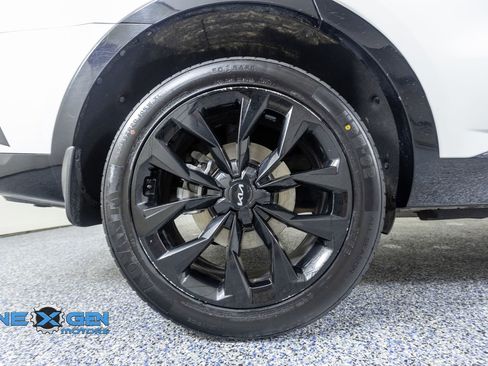 Used 2022 Kia Sorento SX AWD/4WD image 46