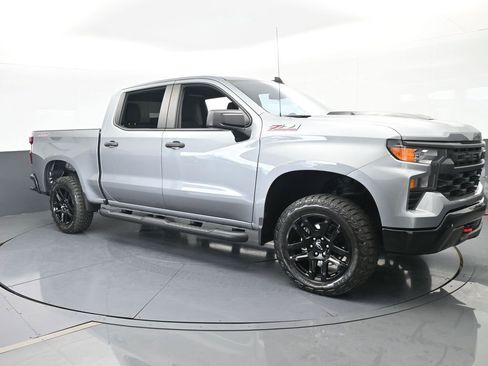 Used 2024 Chevrolet Silverado 1500 Custom Trail Boss image 8