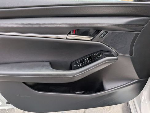 Used 2025 MAZDA MAZDA3 s FWD image 11