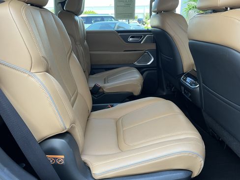 Certified 2025 INFINITI QX80 Sensory AWD/4WD image 21