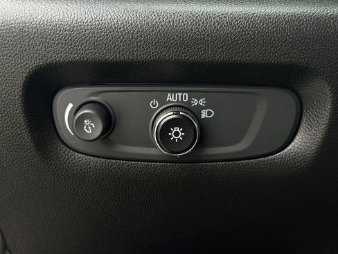 Used 2023 Chevrolet Traverse High Country w/ LPO, Floor Liner Package image 21