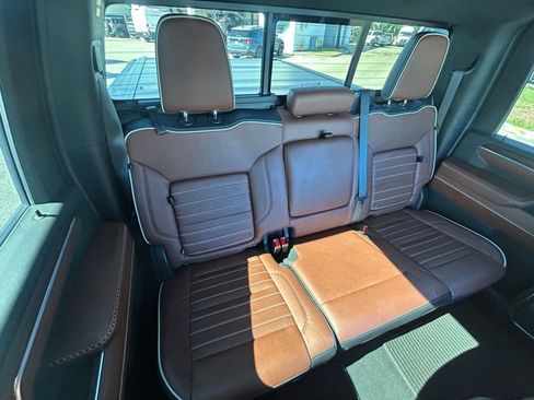 Used 2024 GMC Sierra 2500 Denali Ultimate w/ Max Trailering Package image 32