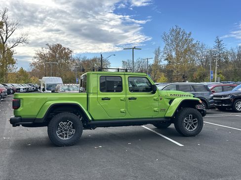 New 2026 Jeep Gladiator Mojave image 16