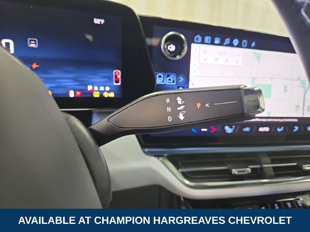 Used 2025 Chevrolet Equinox EV LT w/ Convenience Package AWD/4WD image 21