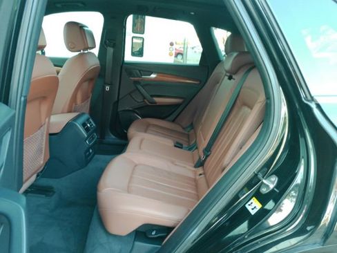 Used 2023 Audi Q5 2.0T Premium image 20