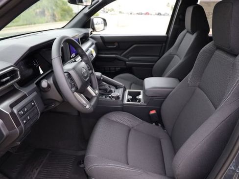 New 2026 Toyota 4Runner SR5 AWD/4WD image 12