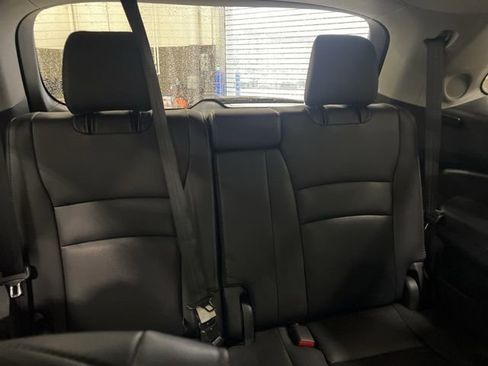 Used 2019 Honda Pilot Touring image 20