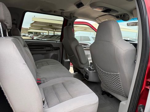 Used 2005 Ford Excursion XLT AWD/4WD image 17