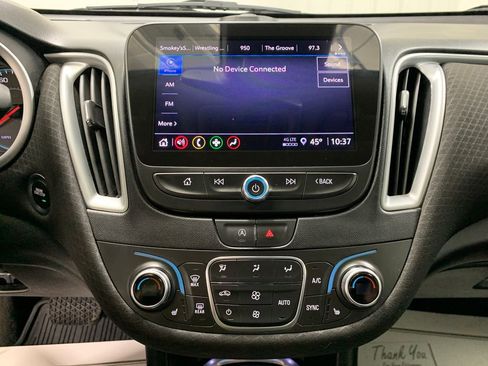 Used 2023 Chevrolet Malibu LT image 10