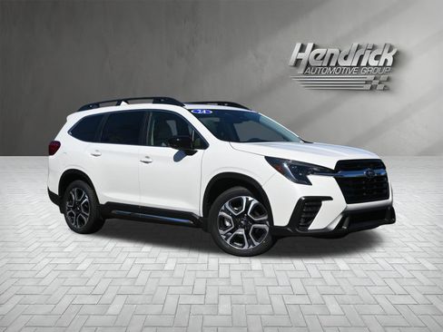 Used 2024 Subaru Ascent Limited w/ Technology Package image 2