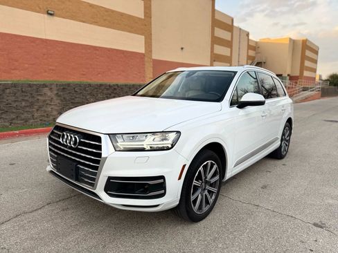Used 2017 Audi Q7 3.0T Premium Plus w/ Premium Plus Package image 7