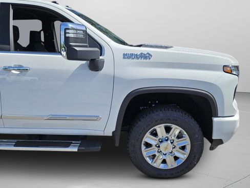 New 2025 Chevrolet Silverado 2500 High Country w/ Technology Package image 10