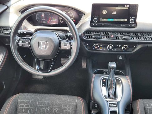 Used 2024 Honda HR-V Sport image 25