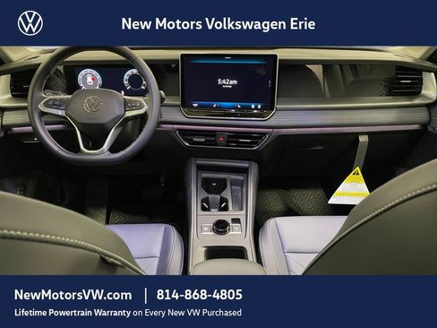 New 2026 Volkswagen Tiguan SE AWD/4WD image 10