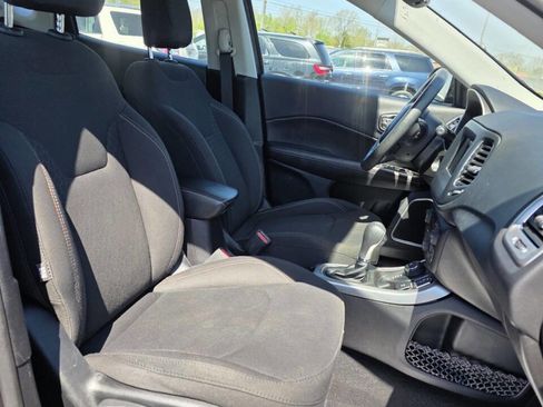 Used 2020 Jeep Compass Sport AWD/4WD image 18