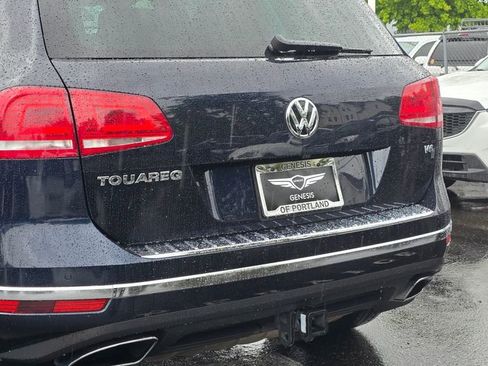 Used 2016 Volkswagen Touareg Executive AWD/4WD image 13