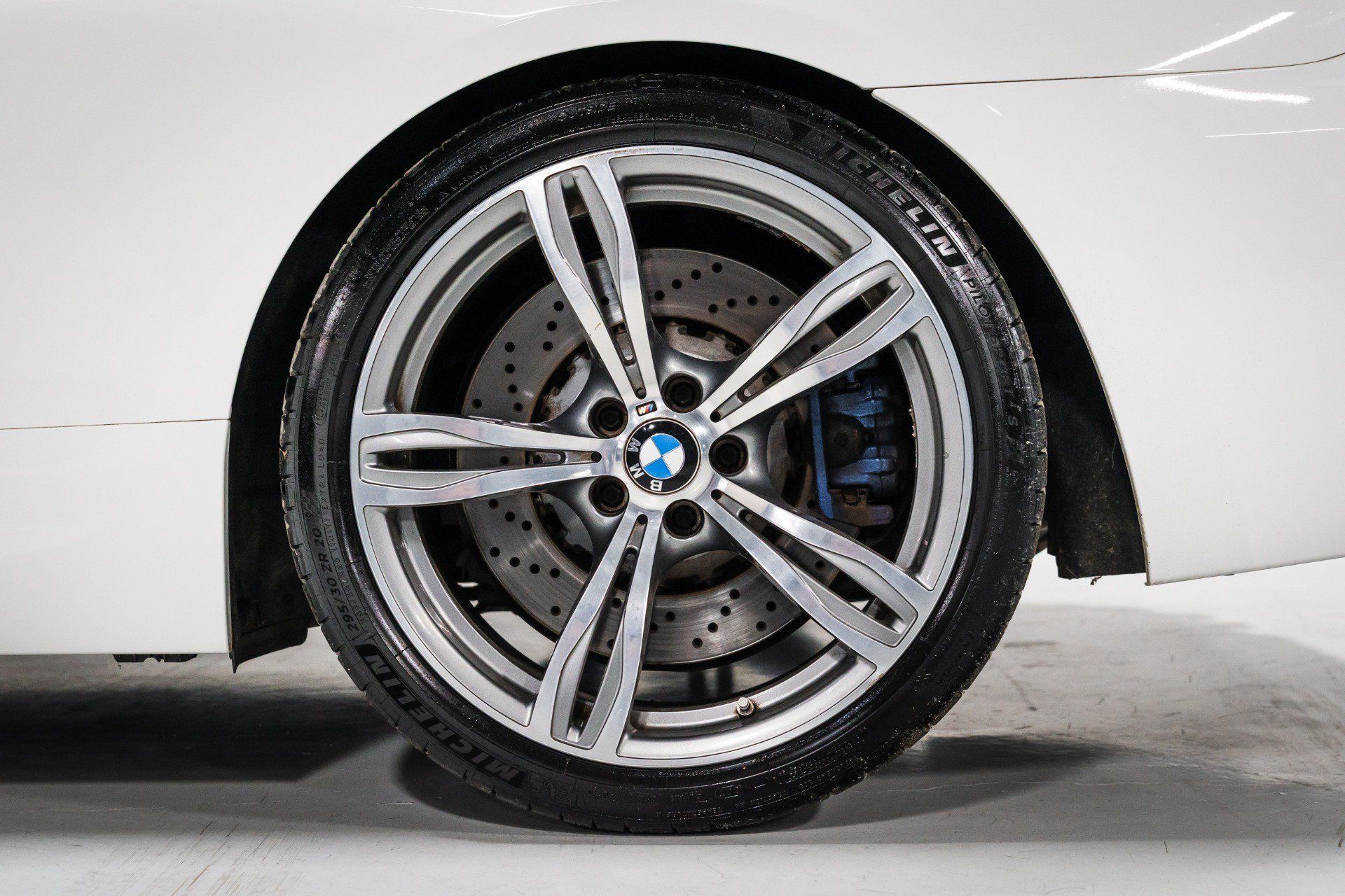 Used 2013 BMW M6 Convertible RWD image 10