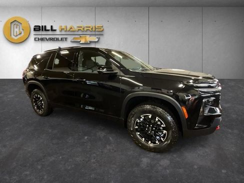 New 2026 Chevrolet Traverse Z71 w/ Enhanced Driving Package AWD/4WD image 9