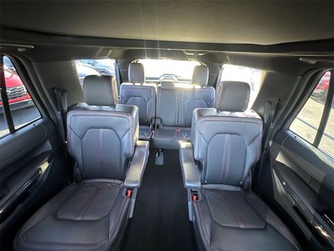 Used 2023 Ford Expedition Max Limited image 23