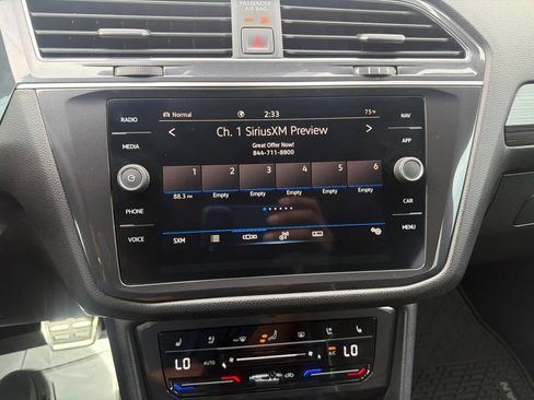 Certified 2023 Volkswagen Tiguan SEL R-Line AWD/4WD image 21