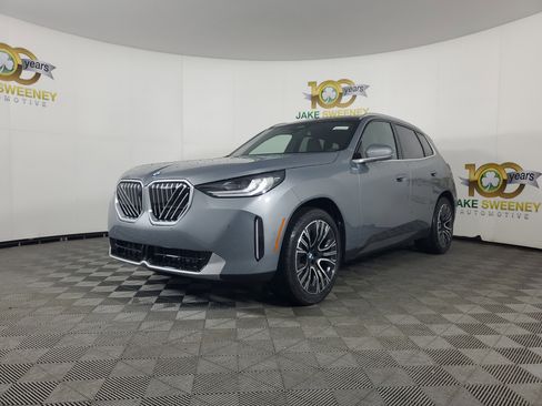 Certified 2025 BMW X3 xDrive30i w/ Premium Package image 3