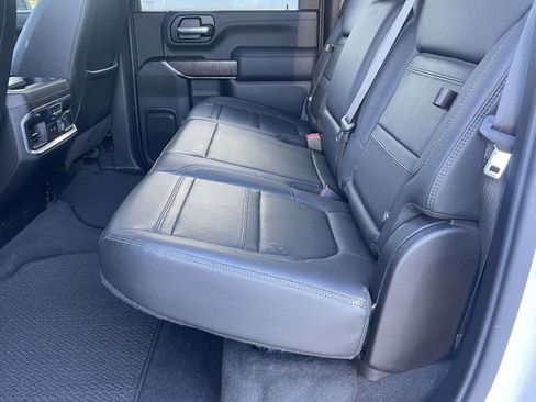 Used 2020 GMC Sierra 2500 Denali w/ Denali Ultimate Package image 12