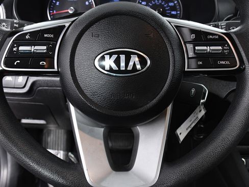Used 2021 Kia Forte LXS image 10