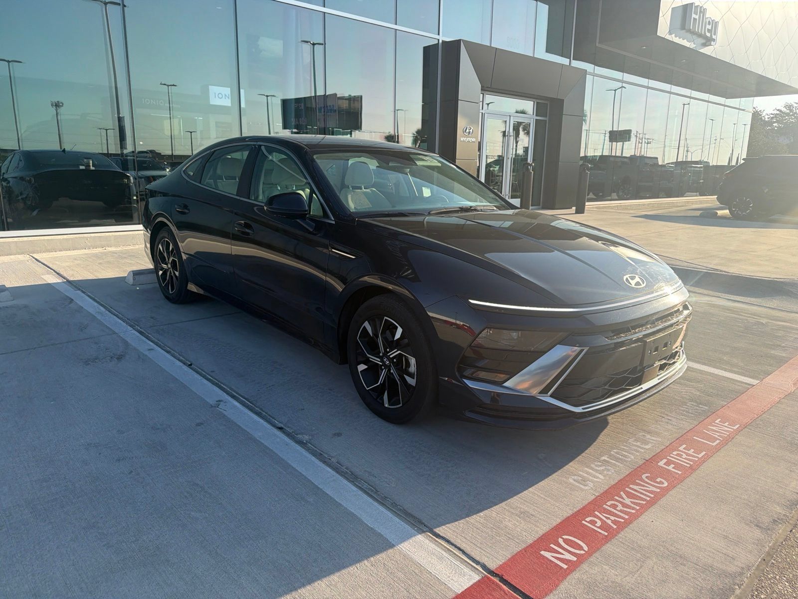 Used 2025 Hyundai Sonata SEL FWD image 3