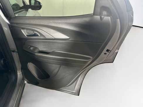 Used 2024 Chevrolet TrailBlazer LS w/ LS Convenience Package FWD image 29