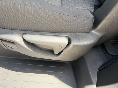 Used 2025 Toyota Grand Highlander FWD image 35