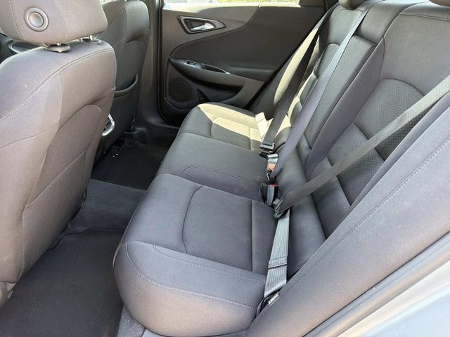 Used 2024 Chevrolet Malibu LT FWD image 14