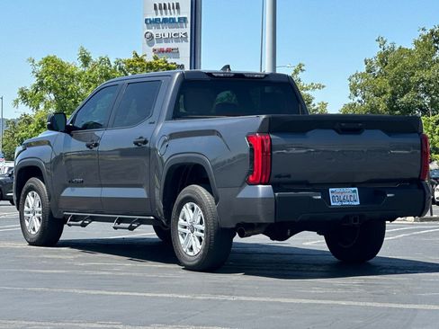 Used 2025 Toyota Tundra SR5 w/ SR5 Convenience Package AWD/4WD image 6
