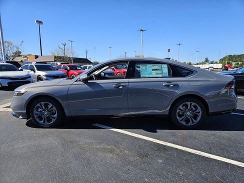 New 2025 Honda Accord EX-L image 4