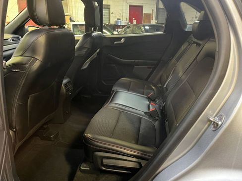 Used 2024 Ford Escape ST-Line image 25