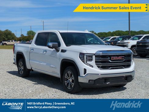 Used 2025 GMC Sierra 1500 SLT AWD/4WD image 1