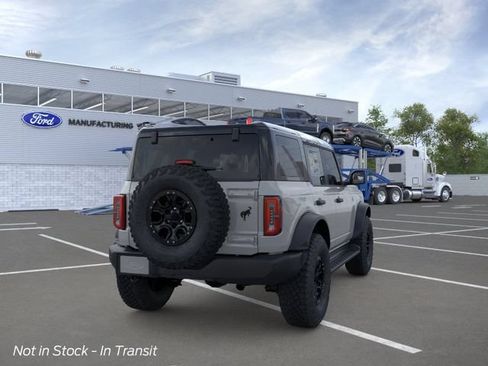 New 2026 Ford Bronco Outer Banks w/ Sasquatch Package AWD/4WD image 8