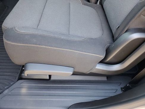 Used 2018 Chevrolet Traverse LT AWD/4WD image 16