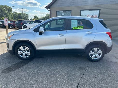 Used 2016 Chevrolet Trax LS FWD image 9