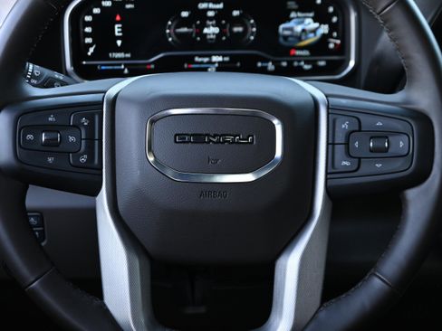 Used 2024 GMC Sierra 2500 Denali w/ Denali Reserve Package image 32