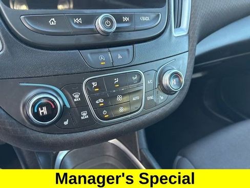 Used 2023 Chevrolet Malibu LT image 24