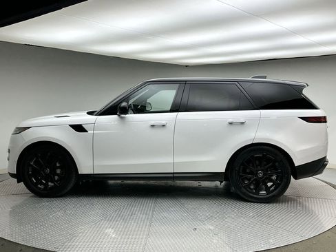 Used 2023 Land Rover Range Rover Sport SE AWD/4WD image 10