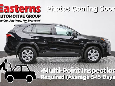 Used 2023 Toyota RAV4 LE FWD image 4