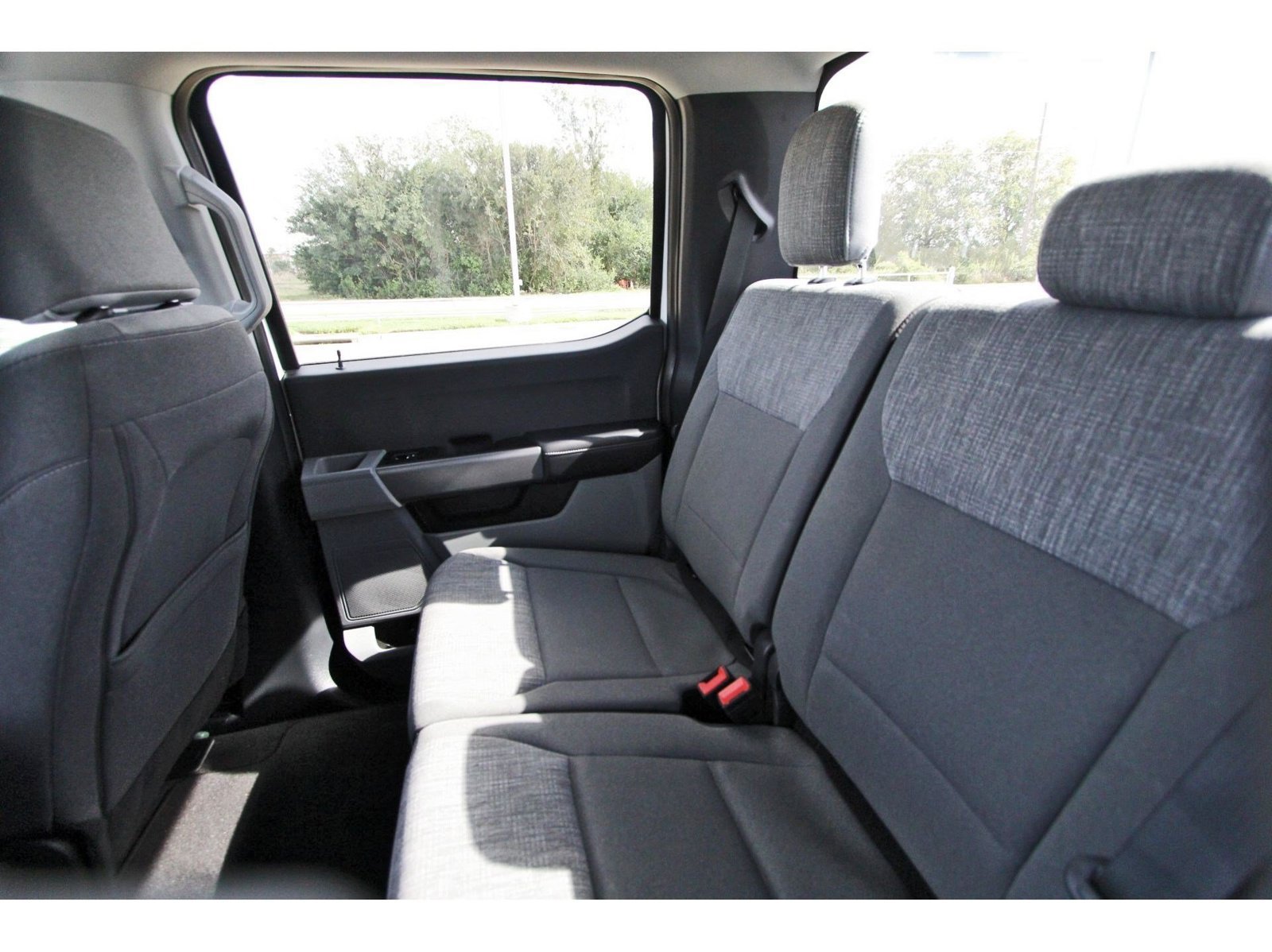 Used 2025 Ford F250 XLT AWD/4WD image 14
