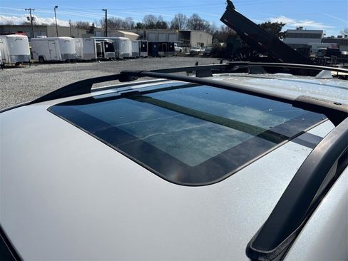 Used 2019 Subaru Forester Limited image 12