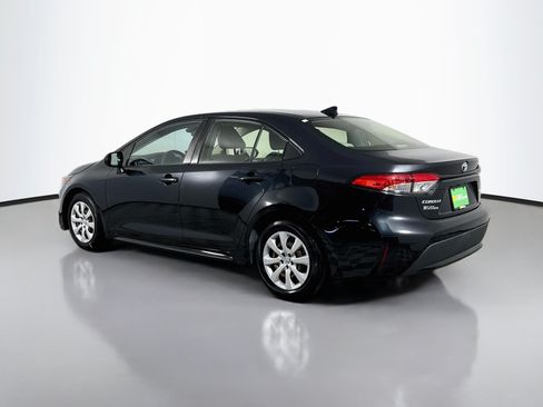 Used 2020 Toyota Corolla LE FWD image 7