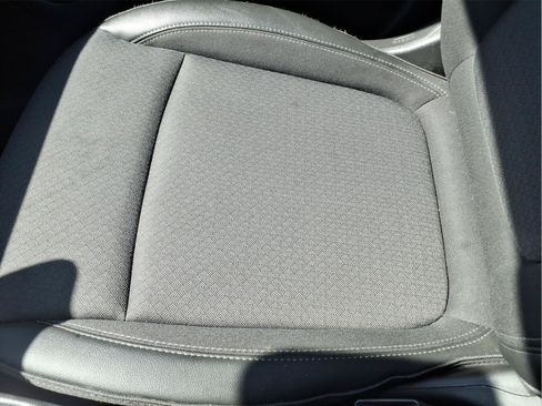 Used 2025 Buick Encore GX Preferred FWD image 27