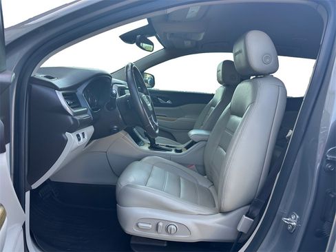 Used 2019 GMC Acadia Denali w/ Technology Package image 9