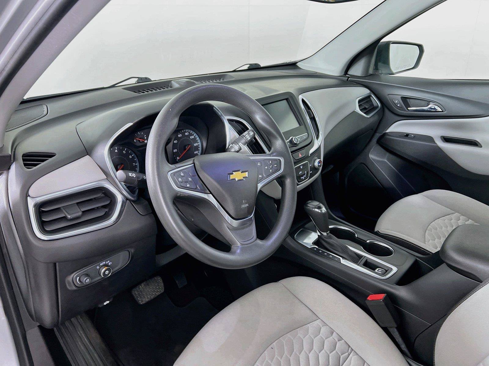 Used 2018 Chevrolet Equinox LS FWD image 10