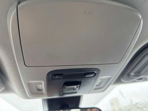 Used 2024 Toyota Camry SE image 24